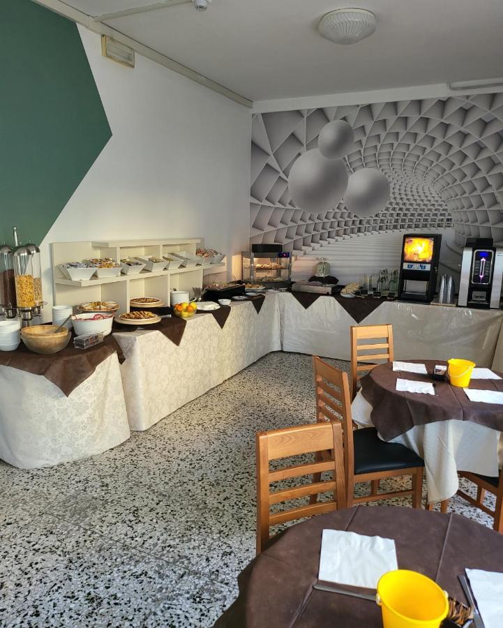 Hotel Viscount Riccione Ngoại thất bức ảnh